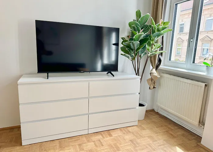 130 M2 Spacious 5-room דירה
