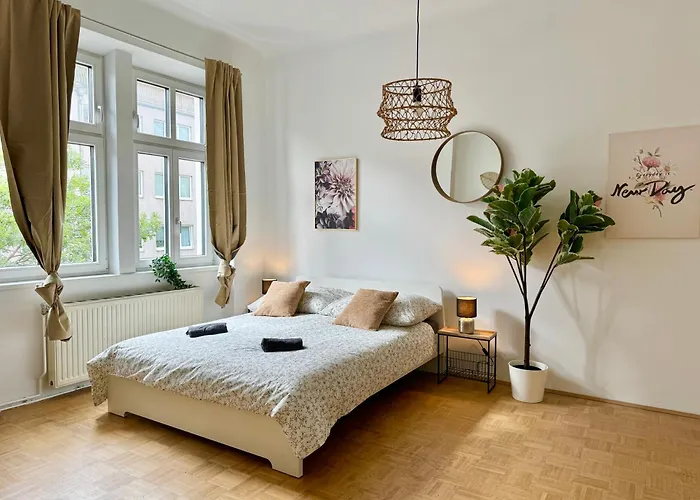 130 M2 Spacious 5-room דירה