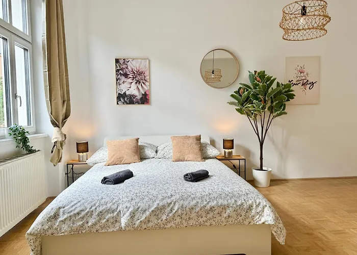 130 M2 Spacious 5-room 公寓